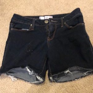 size 1 no boundaries jean shorts
